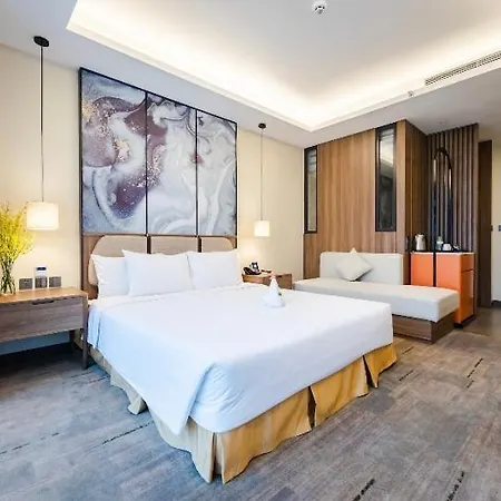 Muong Thanh Luxury Ha Long Centre Hotel
